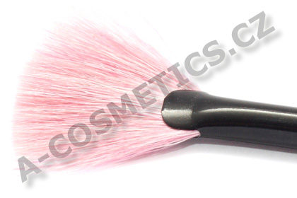 detail vlasu Vějíř - syntetický kosmetický štětec SC 125-1